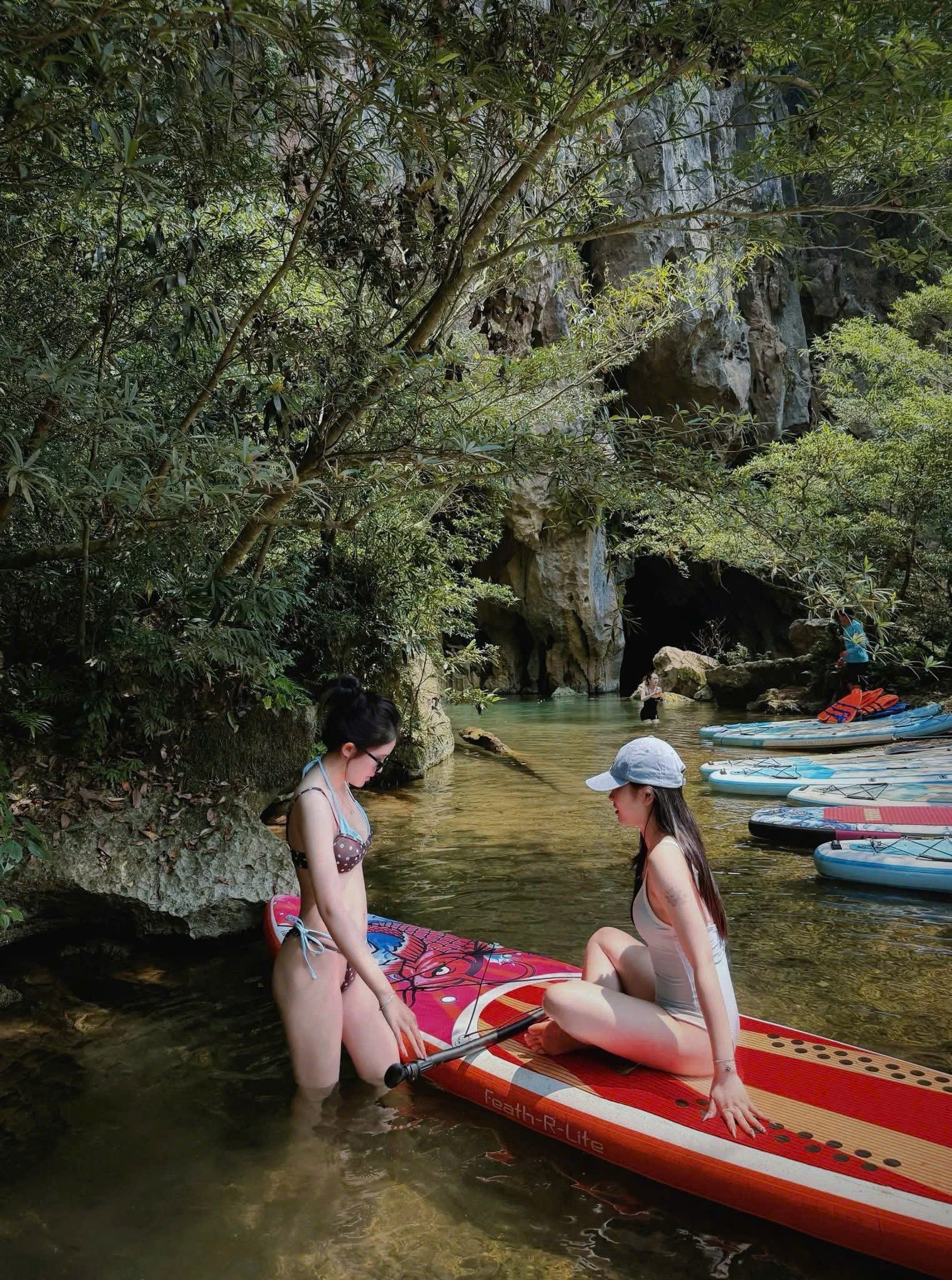 Hang E Phong Nha
