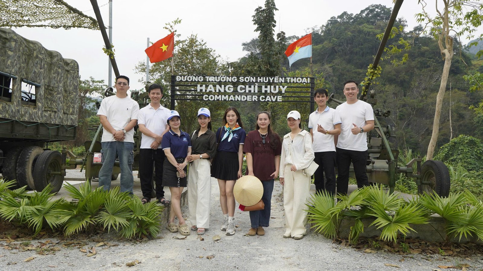 Hang Chỉ Huy